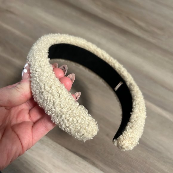 Puffy Sherpa Headband - Picture 4 of 7